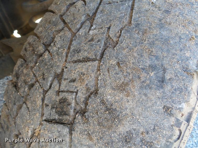 image for item K3367 2005 Dodge Ram 2500 Quad Cab pickup truck