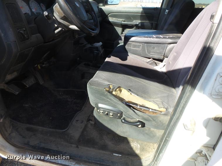 image for item K3367 2005 Dodge Ram 2500 Quad Cab pickup truck