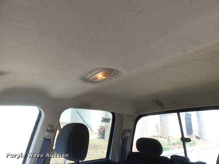 image for item K3367 2005 Dodge Ram 2500 Quad Cab pickup truck