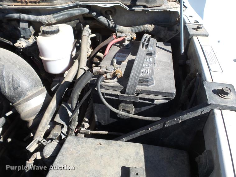 image for item K3367 2005 Dodge Ram 2500 Quad Cab pickup truck