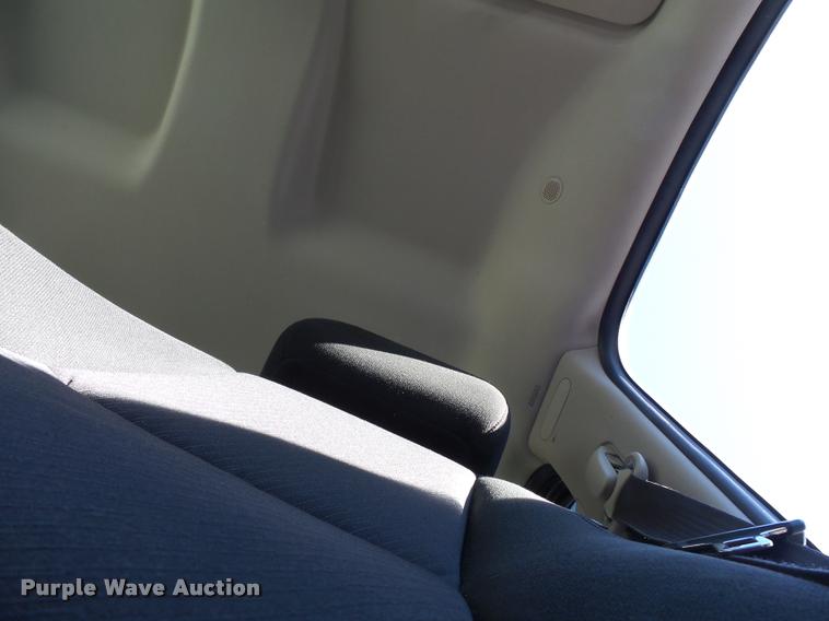 image for item K3367 2005 Dodge Ram 2500 Quad Cab pickup truck