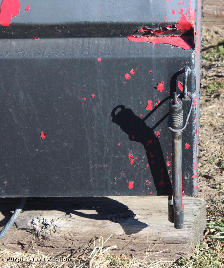 image for item K5780 11'L x 8'W dump bed