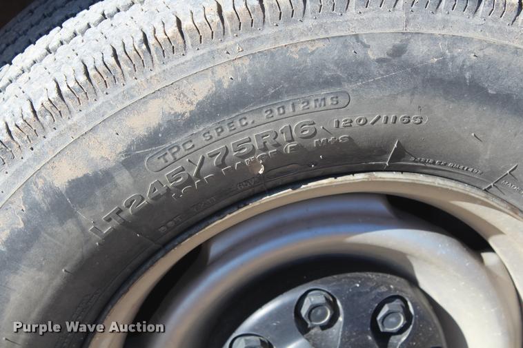 image for item K5781 2000 Chevrolet 2500 pickup truck