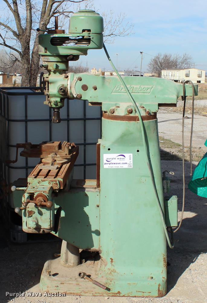 image for item L3025 Bridgeport mill