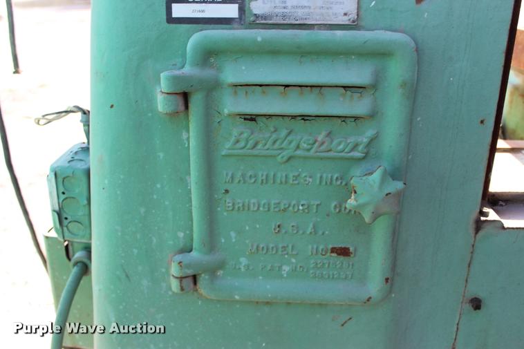 image for item L3025 Bridgeport mill