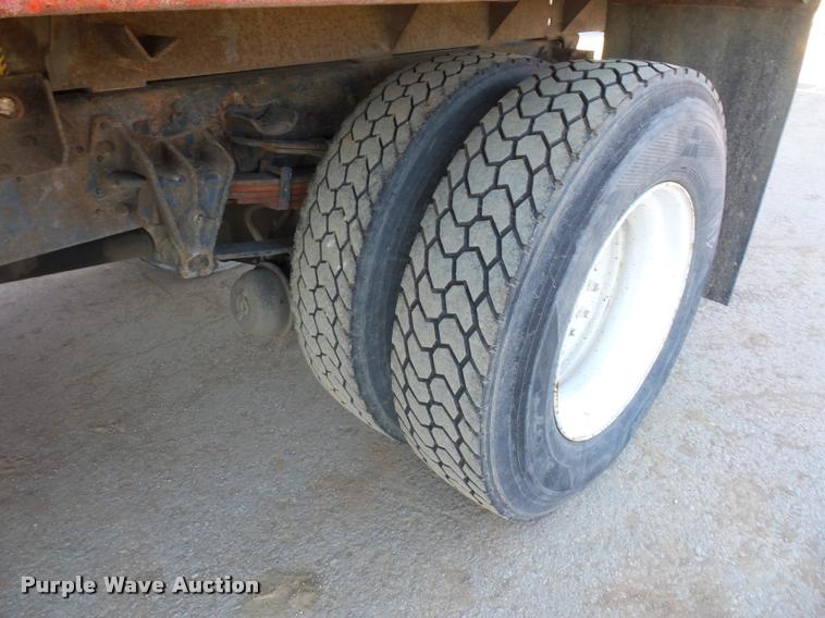 image for item L4586 1994 International 8100 flat dump bed truck