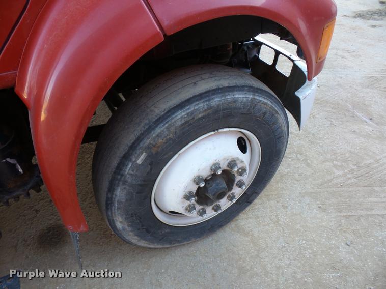 image for item L4586 1994 International 8100 flat dump bed truck