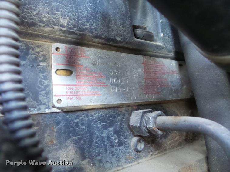 image for item L4586 1994 International 8100 flat dump bed truck