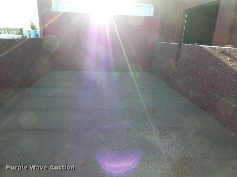 image for item L4586 1994 International 8100 flat dump bed truck