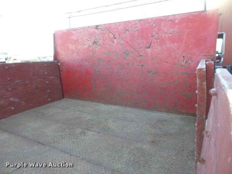 image for item L4586 1994 International 8100 flat dump bed truck