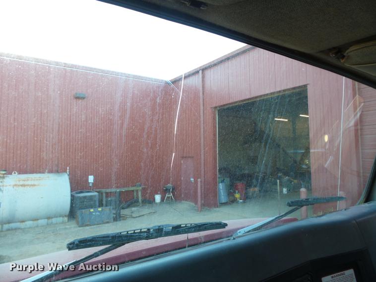 image for item L4586 1994 International 8100 flat dump bed truck