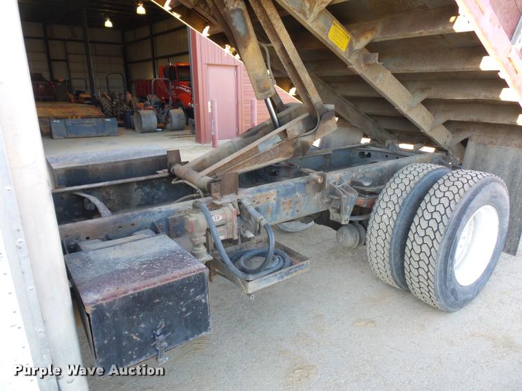 image for item L4586 1994 International 8100 flat dump bed truck