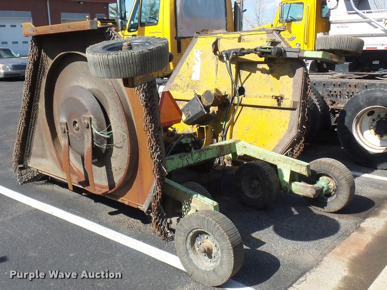 image for item L4644 Schulte batwing rotary mower