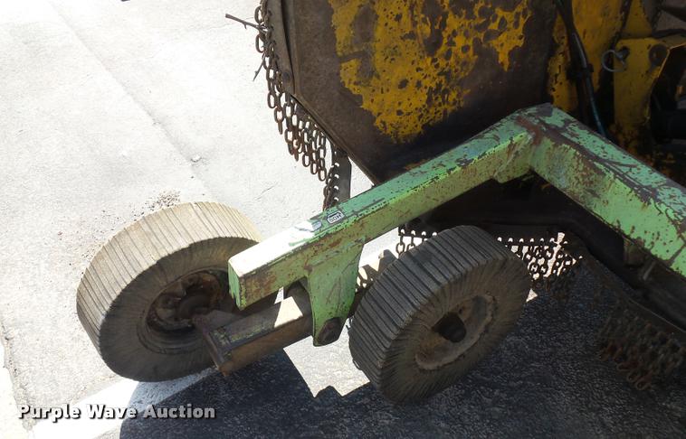 image for item L4644 Schulte batwing rotary mower