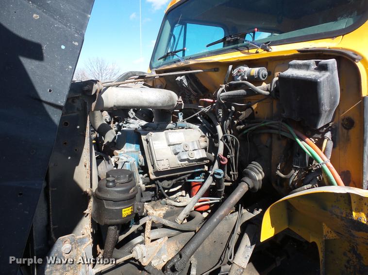 image for item L4645 2001 International 4900 Crew Cab truck cab and chassis