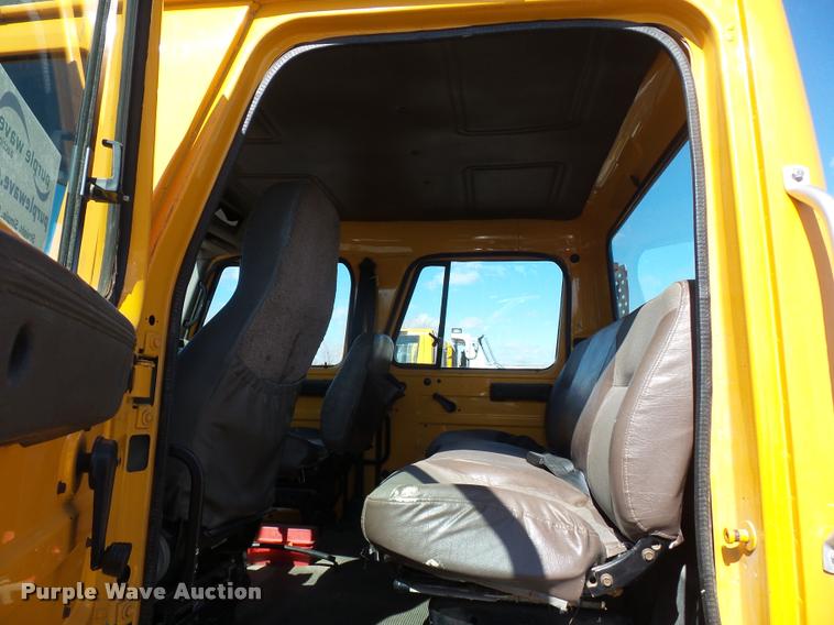 image for item L4645 2001 International 4900 Crew Cab truck cab and chassis