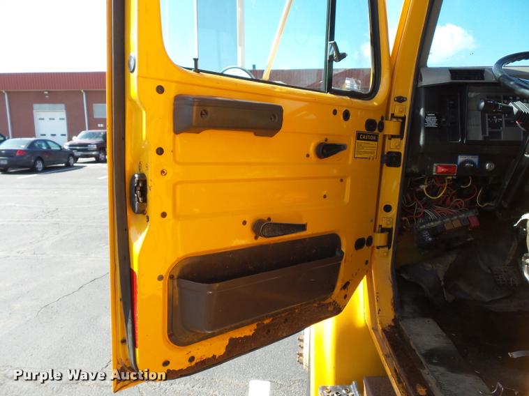 image for item L4645 2001 International 4900 Crew Cab truck cab and chassis