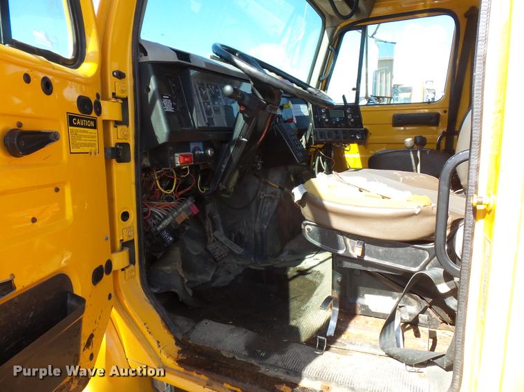 image for item L4645 2001 International 4900 Crew Cab truck cab and chassis