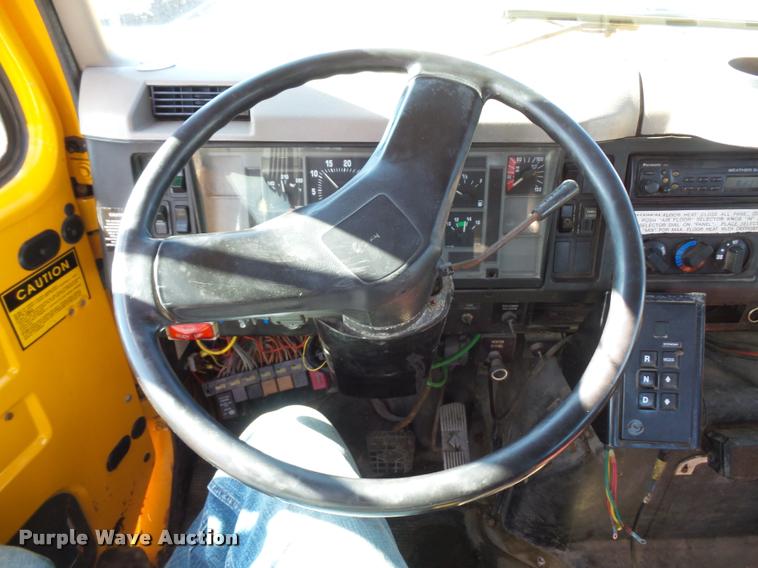 image for item L4645 2001 International 4900 Crew Cab truck cab and chassis