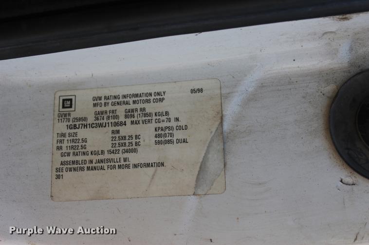 image for item L4948 1998 Chevrolet Kodiak C6500 flatbed truck