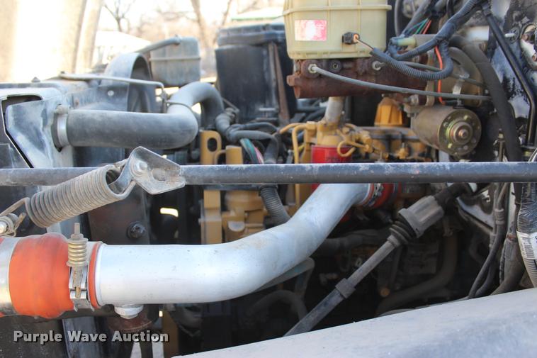 image for item L4948 1998 Chevrolet Kodiak C6500 flatbed truck