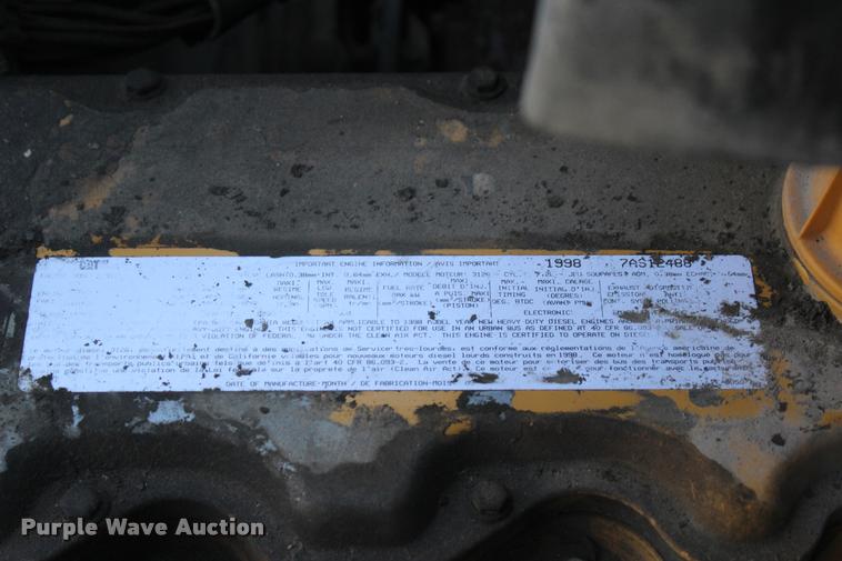 image for item L4948 1998 Chevrolet Kodiak C6500 flatbed truck