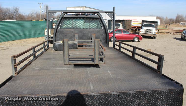 image for item L4948 1998 Chevrolet Kodiak C6500 flatbed truck