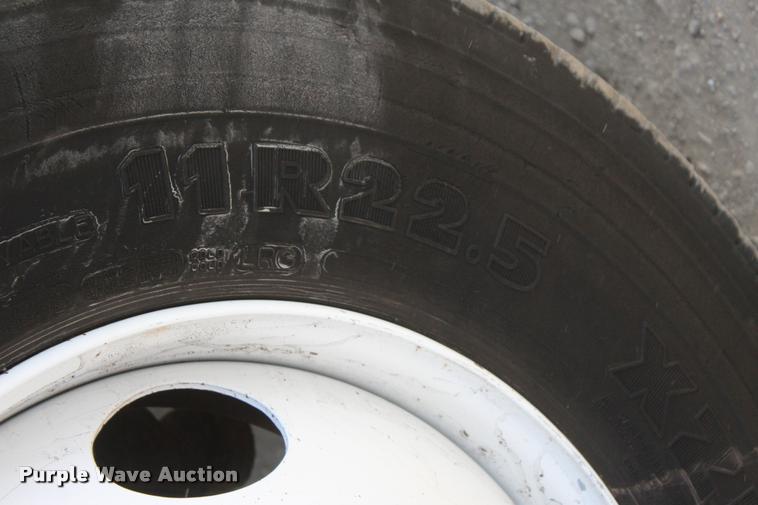 image for item L4948 1998 Chevrolet Kodiak C6500 flatbed truck