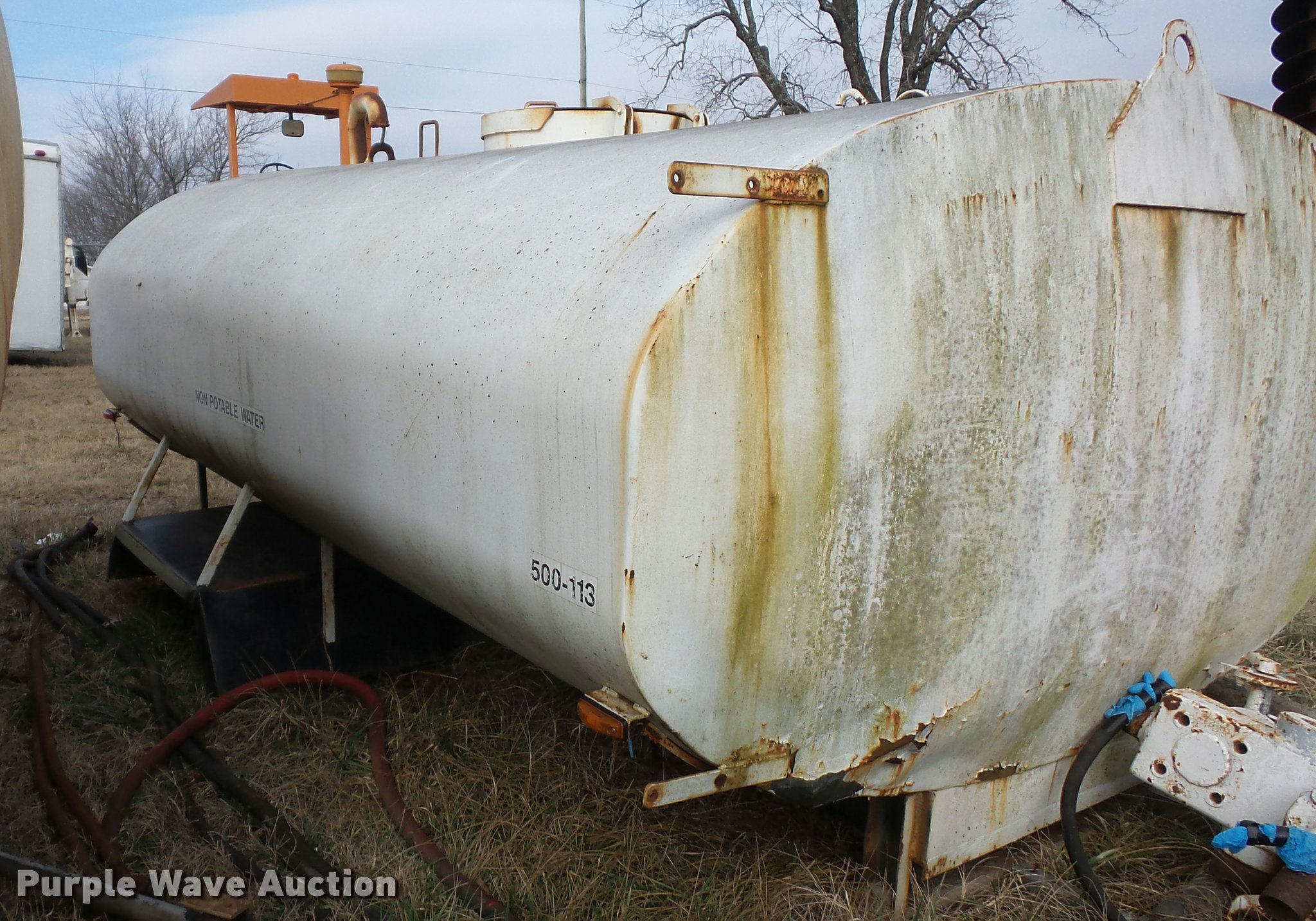 Water tank bed in Independence, KS Item BI9153 sold Purple Wave