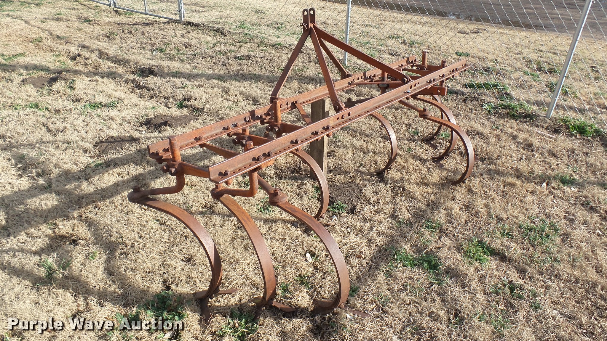 Ferguson chisel in Wichita, KS Item CB9532 sold Purple Wave