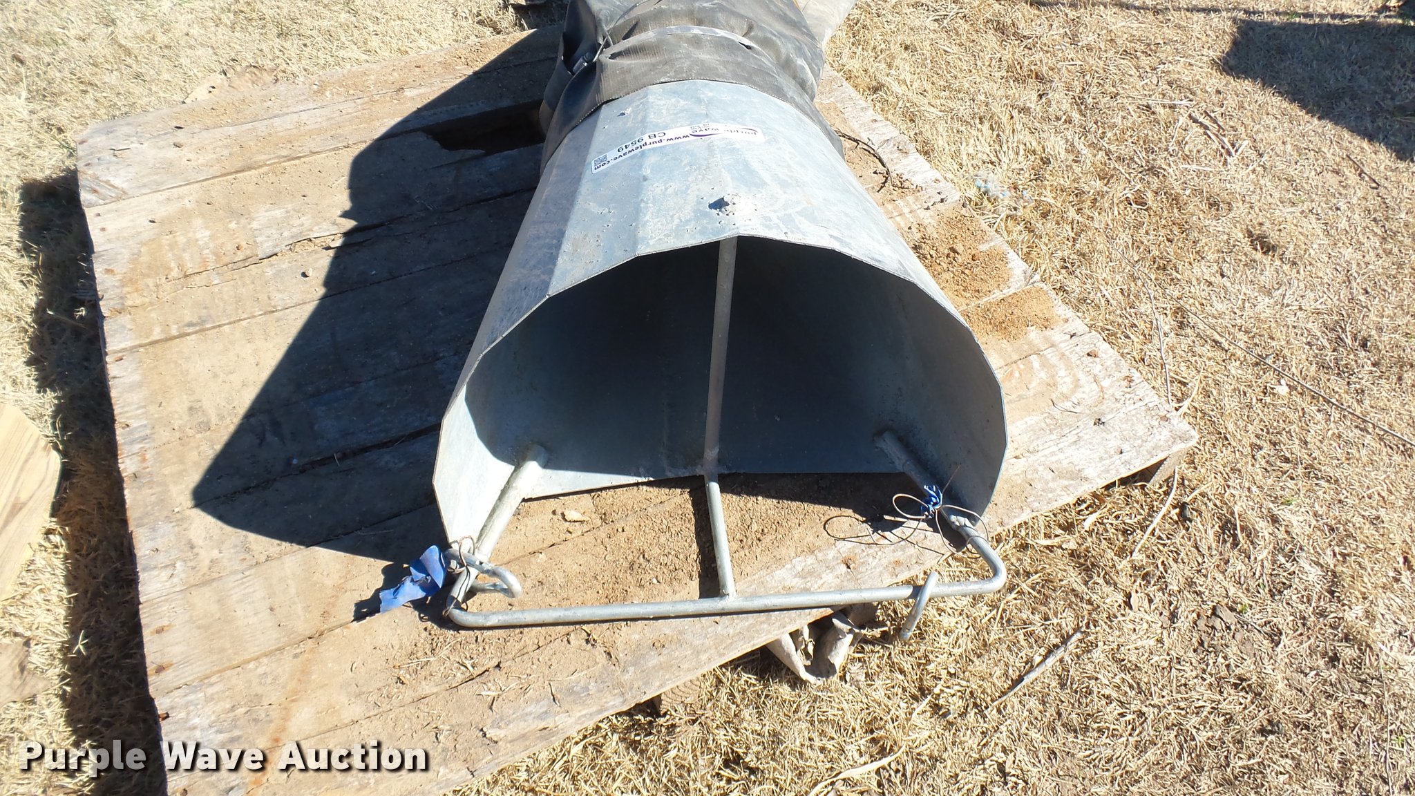 Concrete elephant trunk in Cunningham, KS Item CB9549 sold Purple Wave