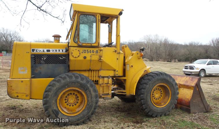 image for item AG9257 1975 John Deere 544B wheel loader