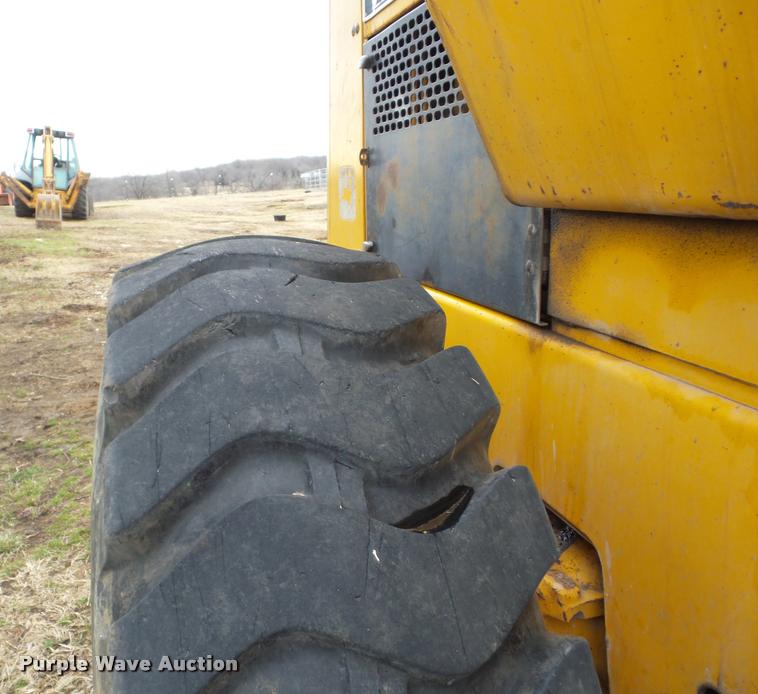 image for item AG9257 1975 John Deere 544B wheel loader