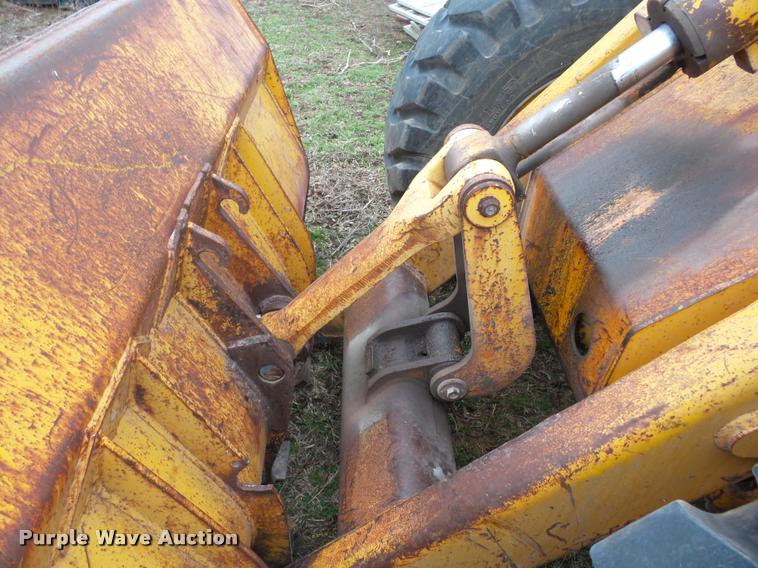 image for item AG9257 1975 John Deere 544B wheel loader