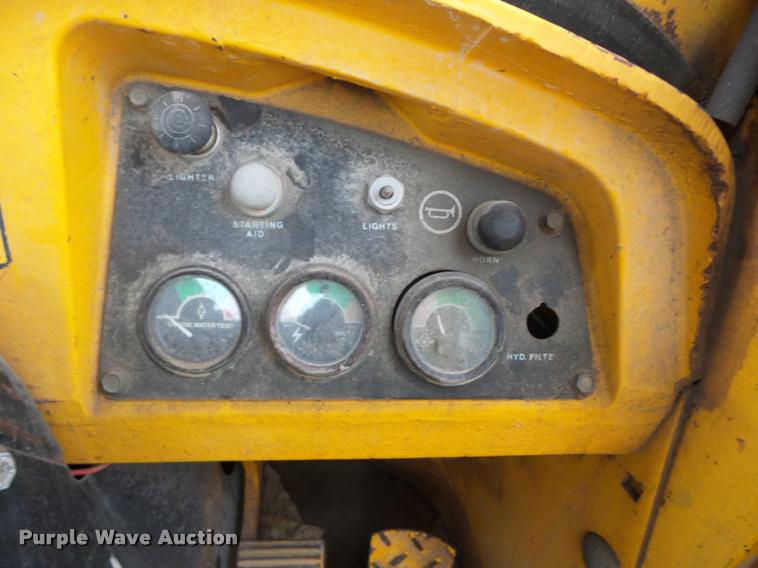 image for item AG9257 1975 John Deere 544B wheel loader