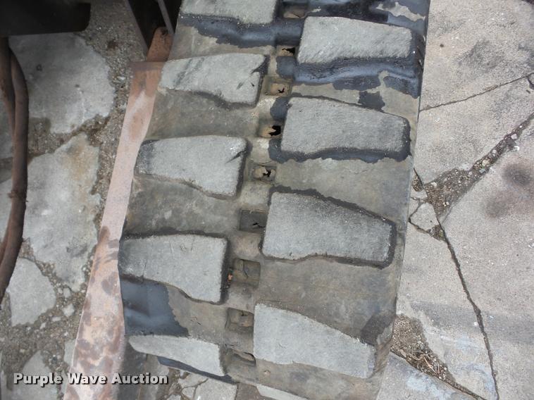 image for item AG9261 1997 Bobcat X331 compact excavator