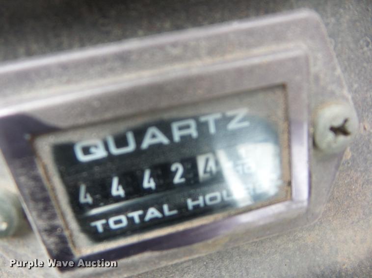 image for item AG9261 1997 Bobcat X331 compact excavator