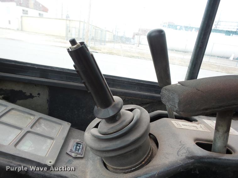 image for item AG9261 1997 Bobcat X331 compact excavator