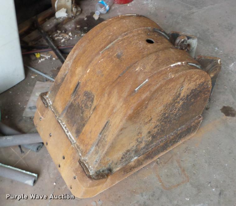 image for item AG9261 1997 Bobcat X331 compact excavator