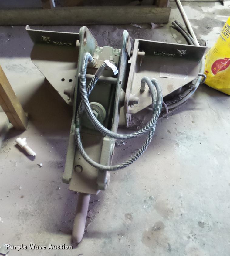 image for item AG9263 Bobcat 2500 skid steer hydraulic breaker