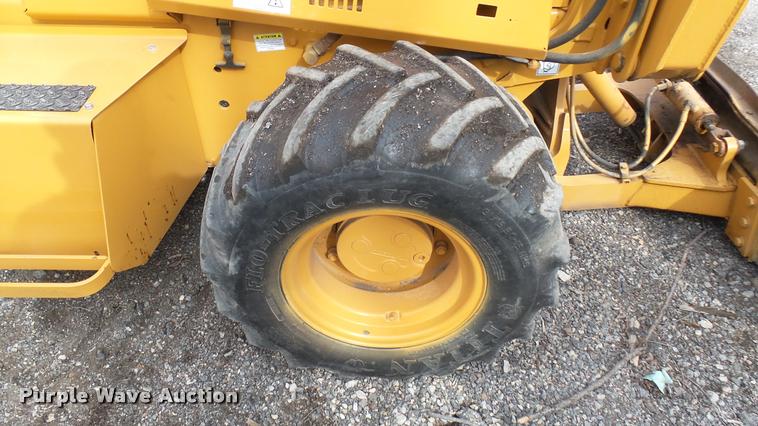 image for item AX9401 Case 660 trencher