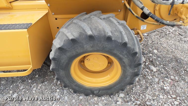 image for item AX9401 Case 660 trencher
