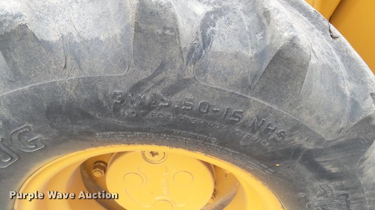 image for item AX9401 Case 660 trencher