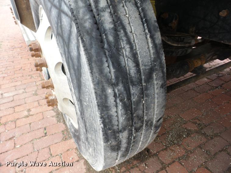 image for item B5409 2001 Sterling LT8500 triple axle dump truck