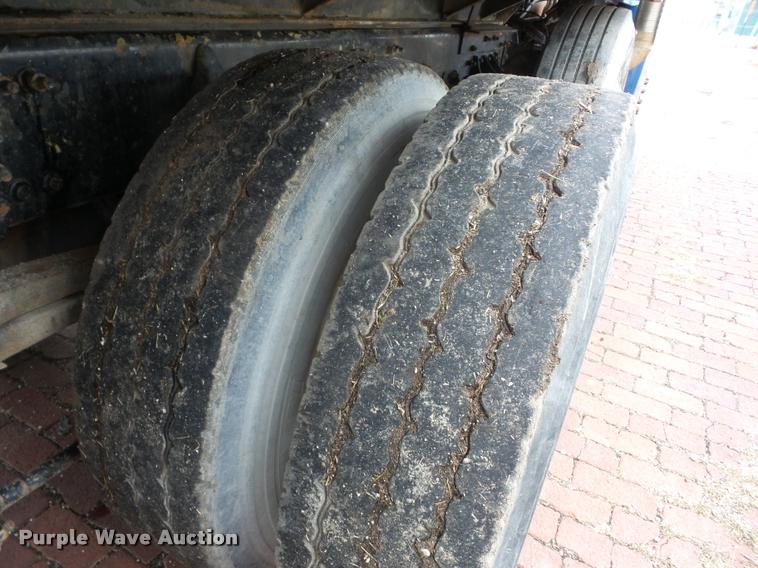 image for item B5409 2001 Sterling LT8500 triple axle dump truck