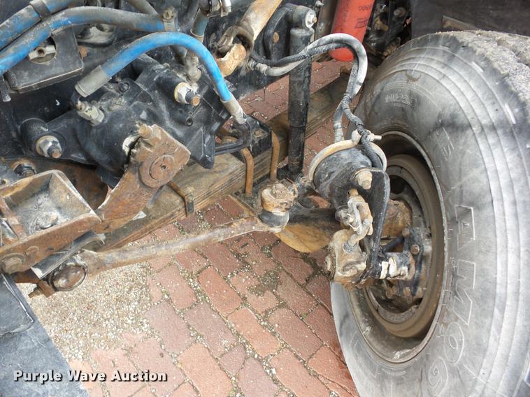 image for item B5409 2001 Sterling LT8500 triple axle dump truck