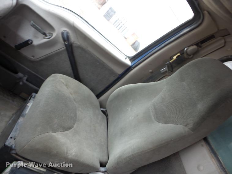 image for item B5409 2001 Sterling LT8500 triple axle dump truck