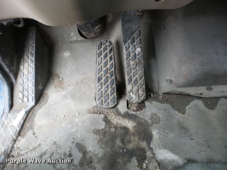 image for item B5409 2001 Sterling LT8500 triple axle dump truck