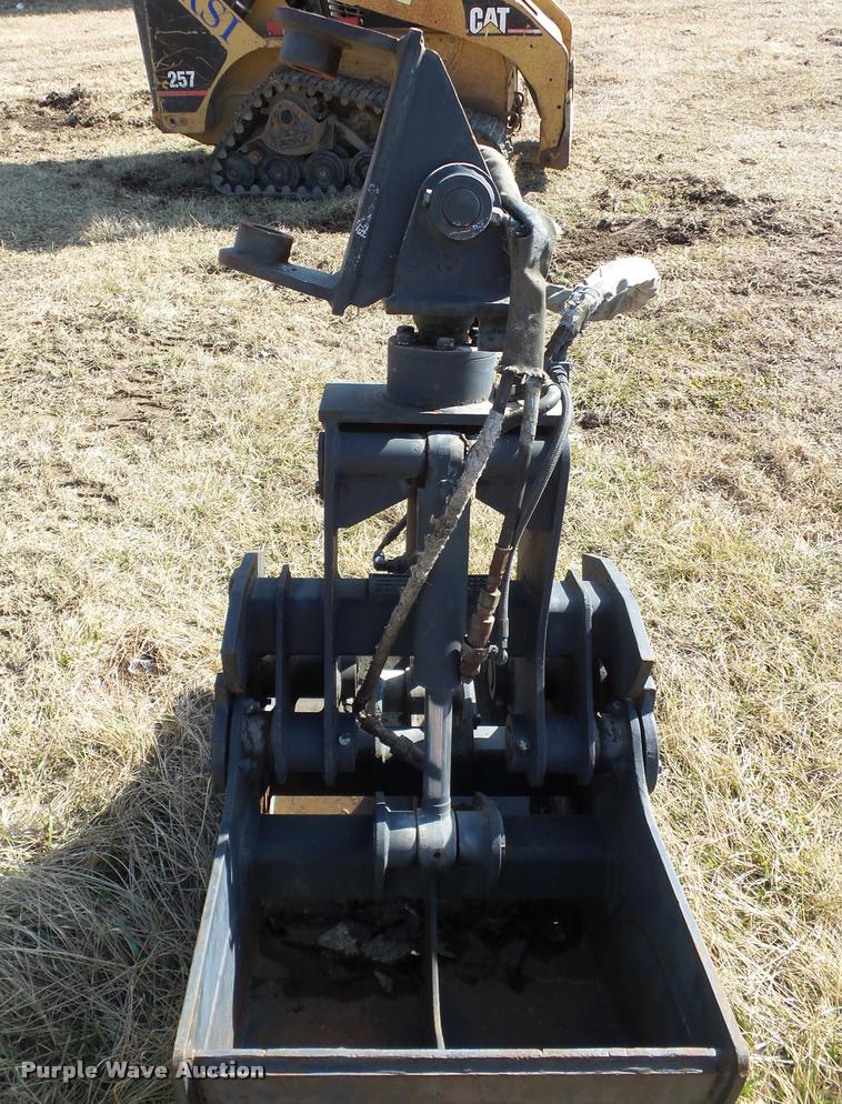 image for item BI9137 Pemberton clamshell bucket