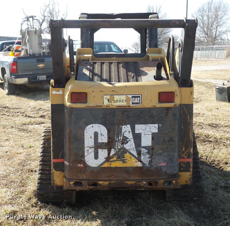 image for item BI9138 2003 Caterpillar 257 skid steer